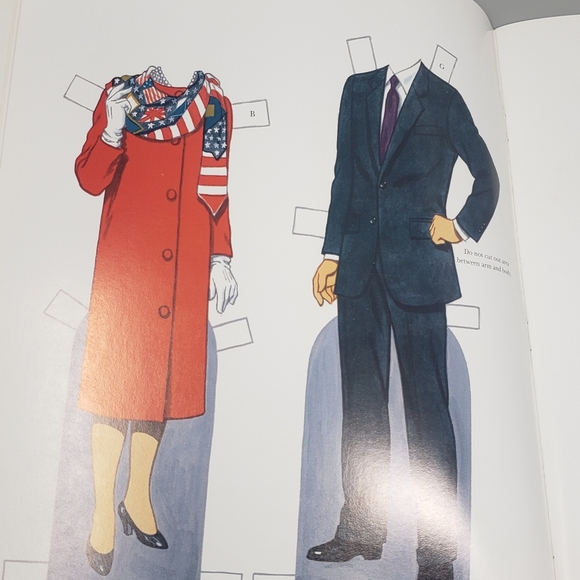 George Bush SR. & His Family Paper Dolls Book By Tom Tierney - Picture 5 of 10